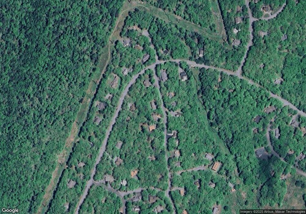 102 Palomino Ln, Hawley, PA 18428 - photo 1