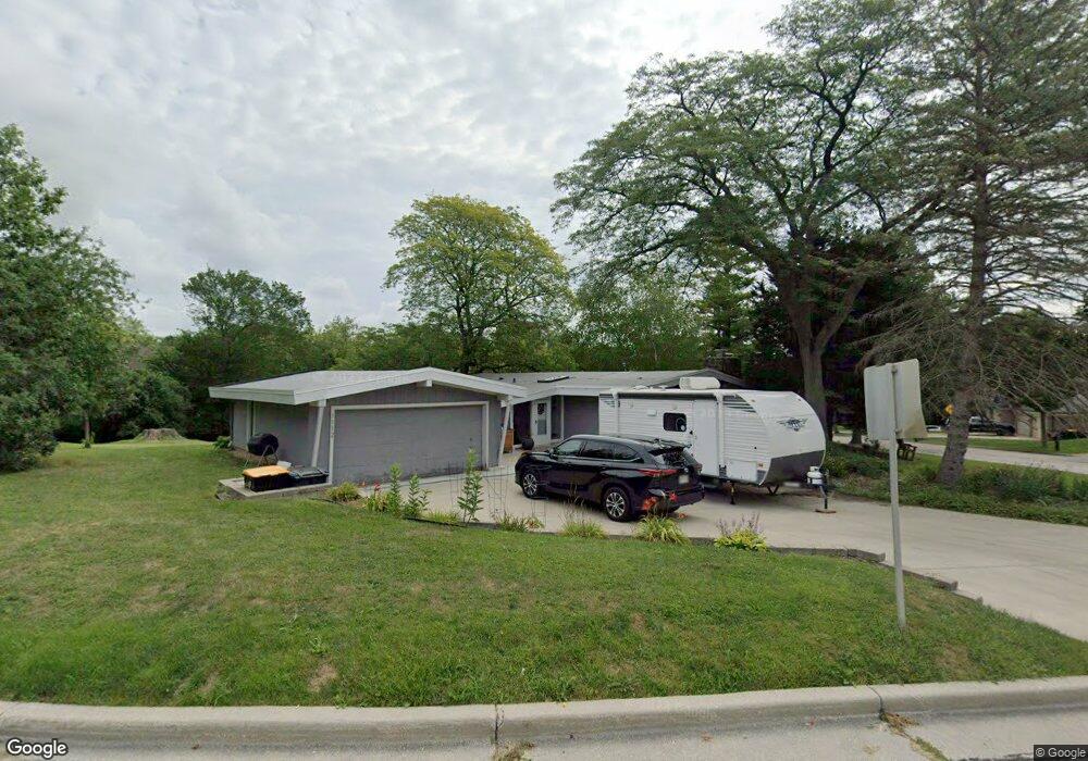 1112 N 124th St, Milwaukee, WI 53226 - photo 1