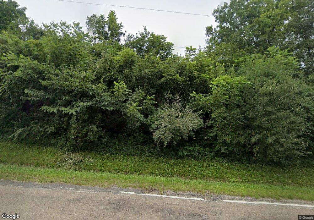 5307 N Koerner Rd, Peoria, IL 61615 - photo 1