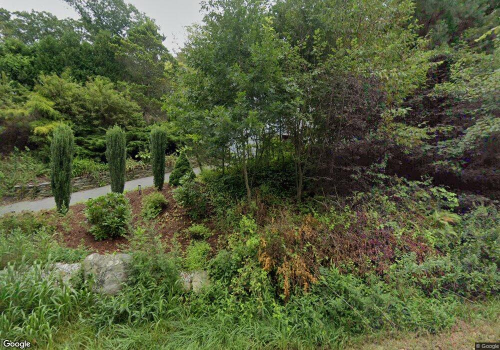 118 Horseneck Rd unit 1, South Dartmouth, MA 02748 - photo 1