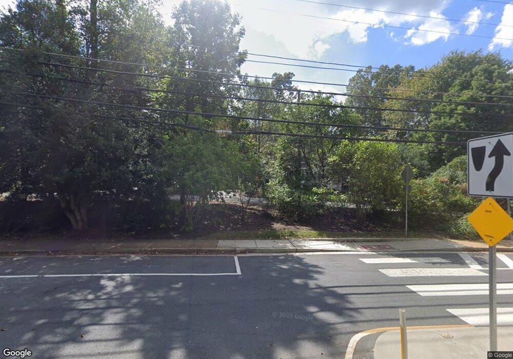 319 Lincoln Ave, Falls Church, VA 22046 - photo 1