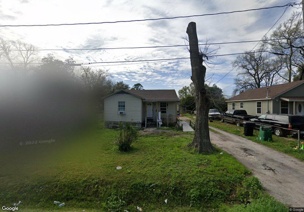 3610 Chickering St, Houston, TX 77026 - photo 1