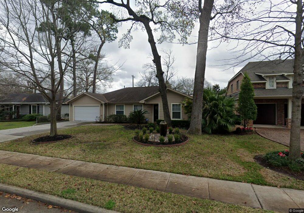 1414 Glourie Dr, Houston, TX 77055 - photo 1