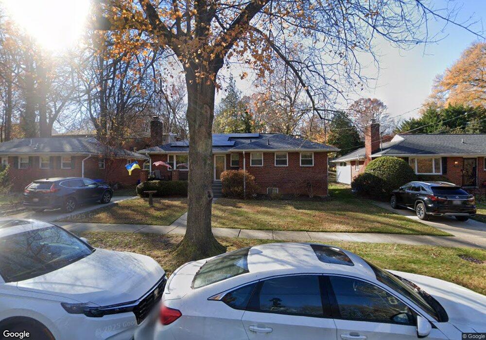 9516 Crosby Rd, Silver Spring, MD 20910 - photo 1
