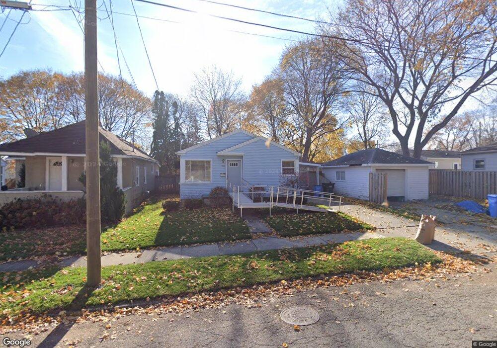 912 Riley St, Lansing, MI 48910 - photo 1