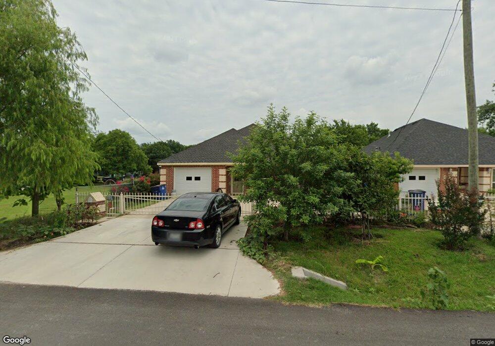 702 S Preston St, Ennis, TX 75119 - photo 1