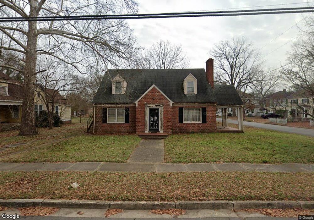 413 Elm St, Weldon, NC 27890 - photo 1