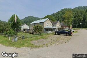 34 Firehouse Rd, Omar, WV 25638