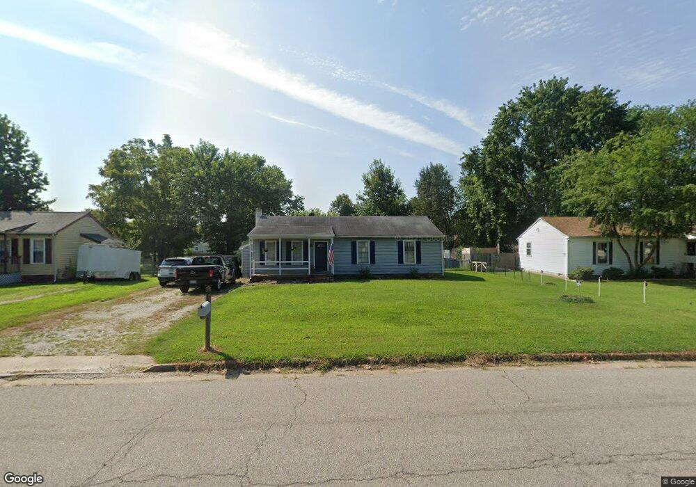 6031 Huntingcreek Dr, North Chesterfield, VA 23237 - photo 1