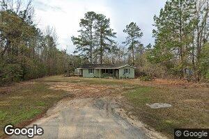 180 E Artesian St, Wadley, GA 30477