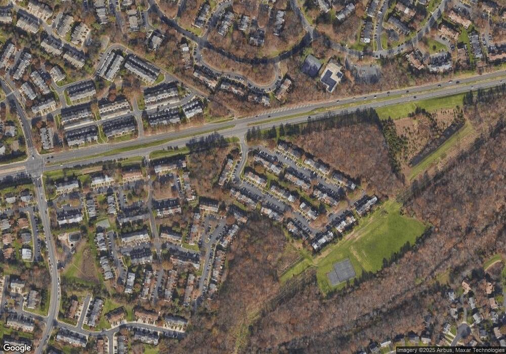 13880 Laura Ratcliff Ct, Centreville, VA 20121 - photo 1