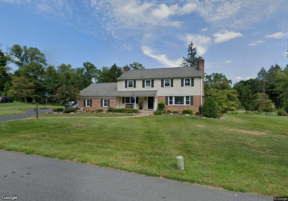 200 Hempstead Ln, Wallingford, PA 19086 - photo 1