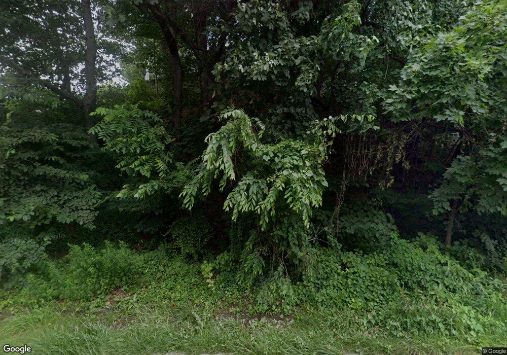 68 Virginia Dr, Manhasset, NY 11030 - photo 1