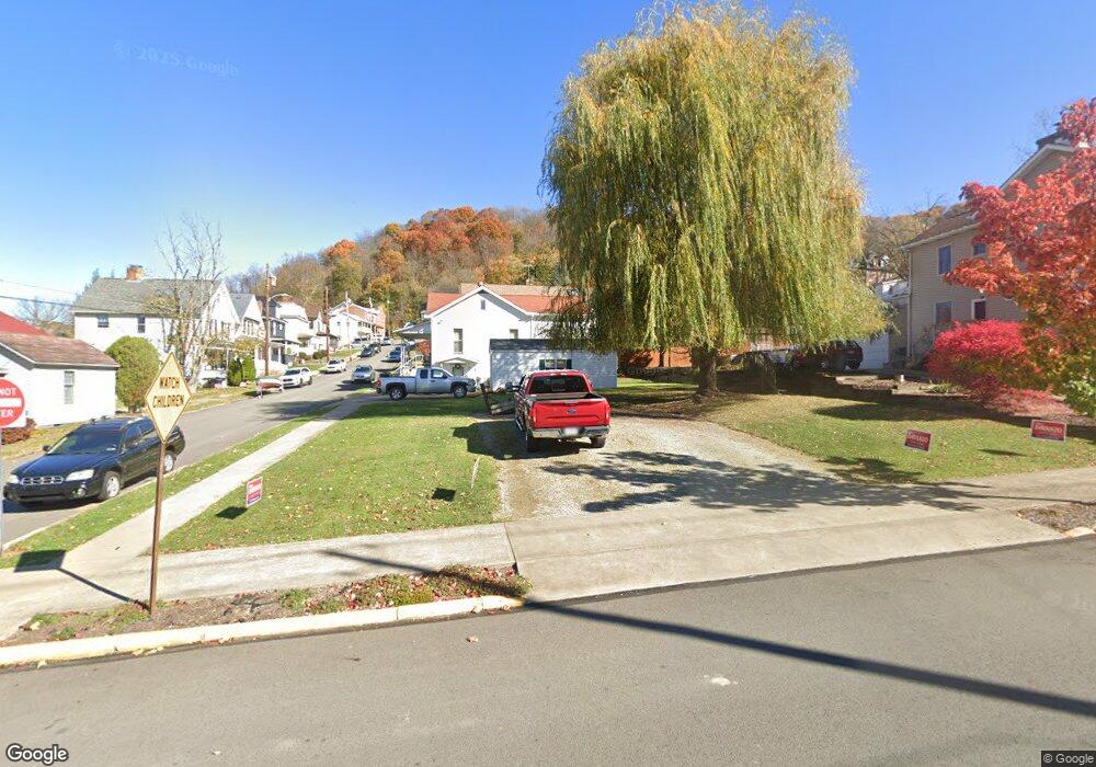 601 Vine St, West Newton, PA 15089 - photo 1