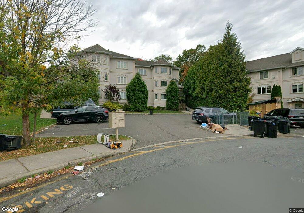 9 Gibbs Ct unit 301, Monsey, NY 10952 - photo 1