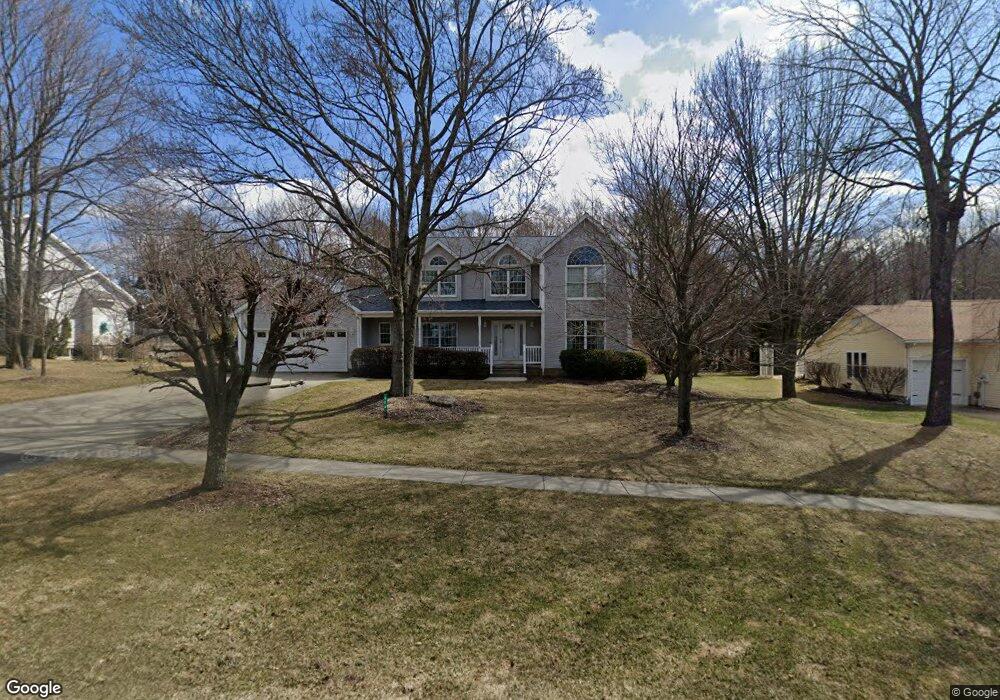 404 Hillside Dr, Moscow, PA 18444 - photo 1