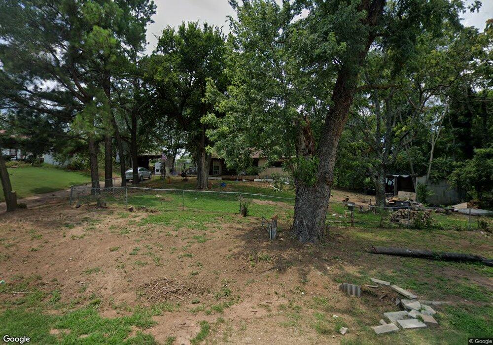 213 N 4th St, McLoud, OK 74851 - photo 1