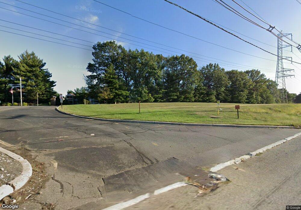 802 Edison Glen Te, Edison, NJ 08837 - photo 1