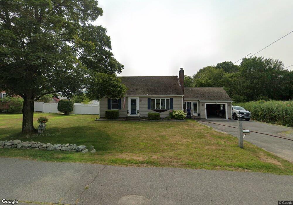 722 Cabot St, Beverly, MA 01915 - photo 1