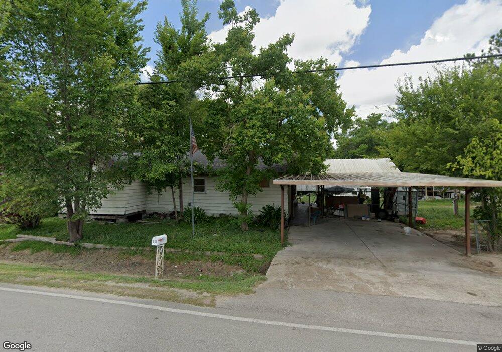 930 Cloverleaf St, Houston, TX 77015 - photo 1