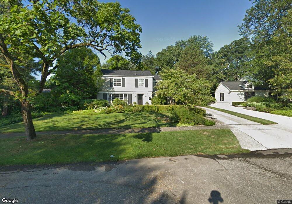 183 Hupp Cross Rd, Bloomfield Hills, MI 48301 - photo 1