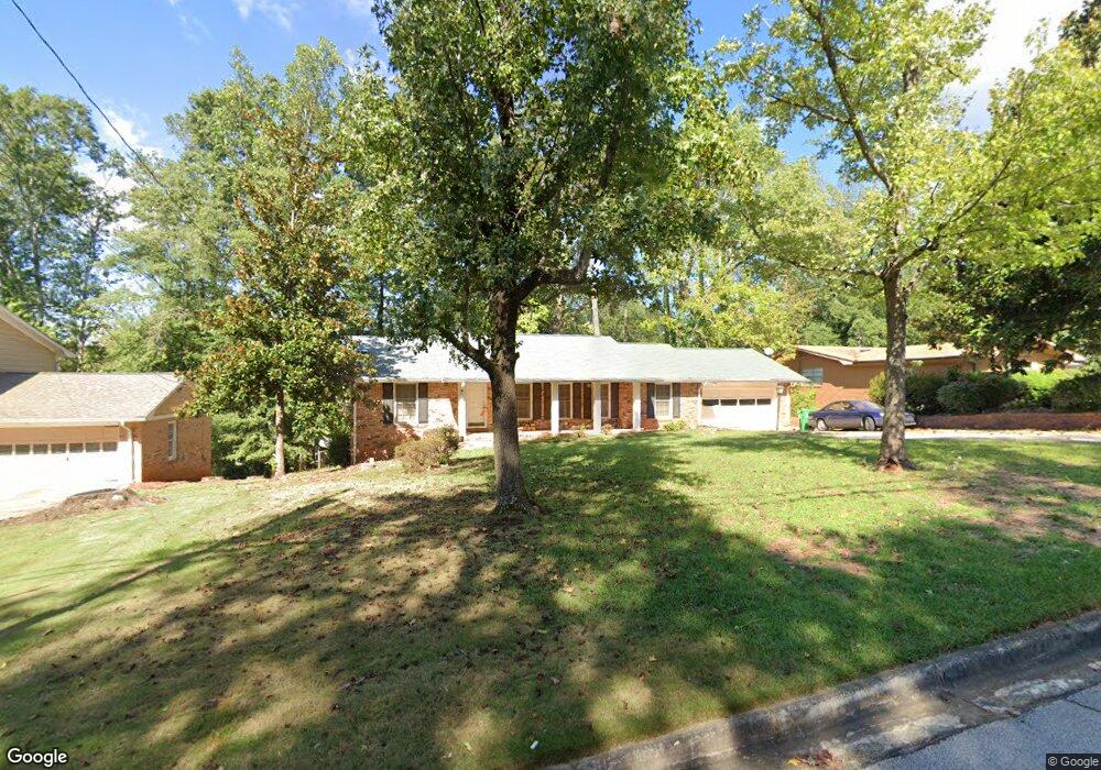 2821 Blue Grass Ln, Decatur, GA 30034 - photo 1