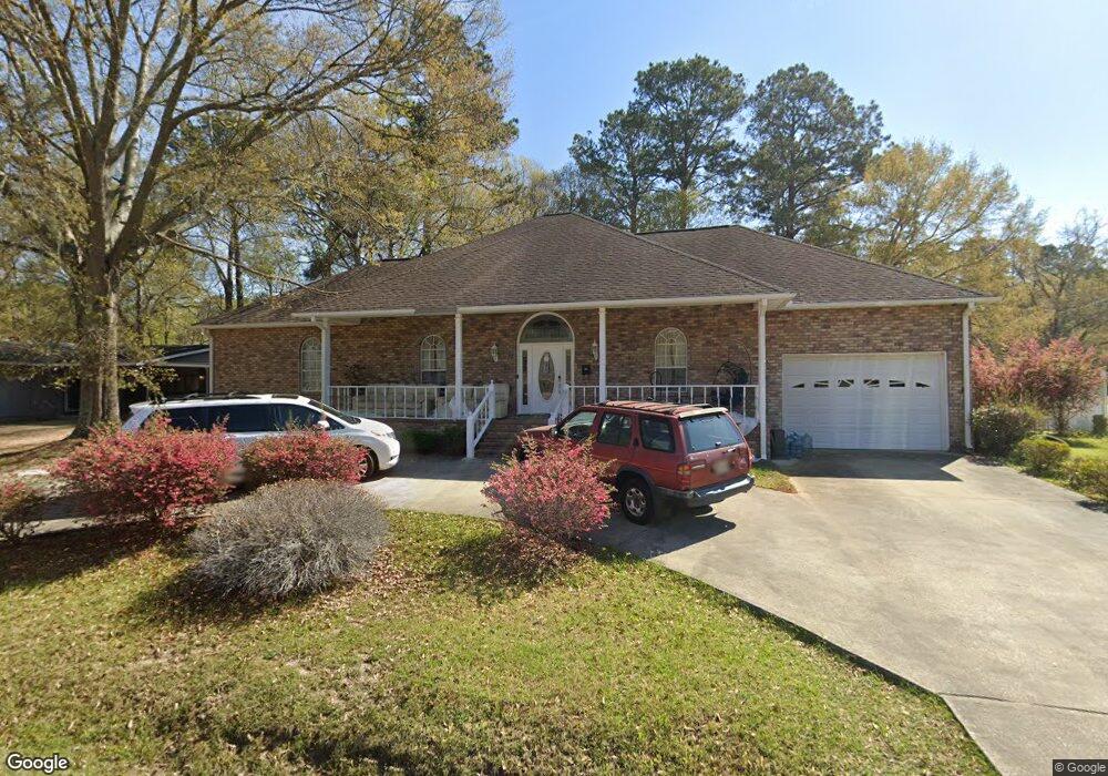 329 Hunter St, McComb, MS 39648 - photo 1