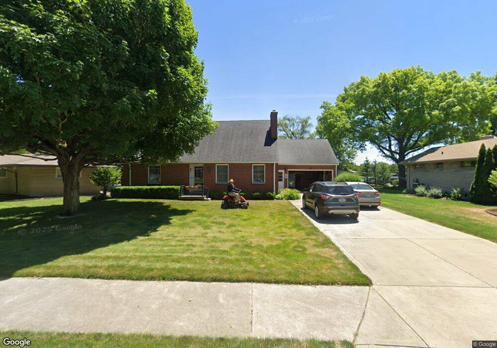1023 E Buchanan St, Plainfield, IN 46168 - photo 1