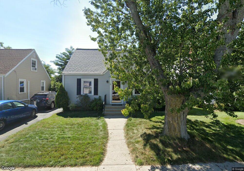 33 Holland Ave, Riverside, RI 02915 - photo 1