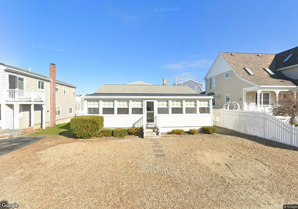 362 Woodstock St, Seabrook, NH 03874 - photo 1