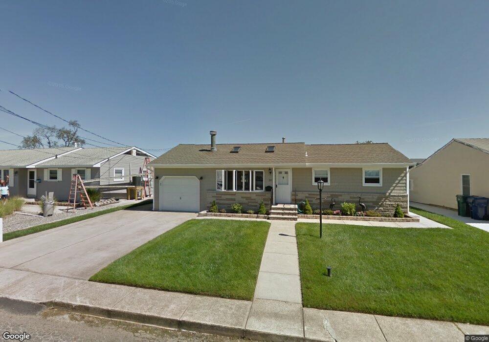 14 N Commodore Dr, Little Egg Harbor Township, NJ 08087 - photo 1