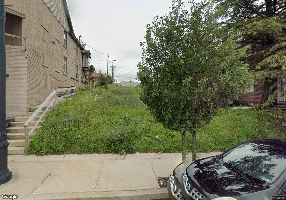 479 W Broad St, Hazleton, PA 18201 - photo 1