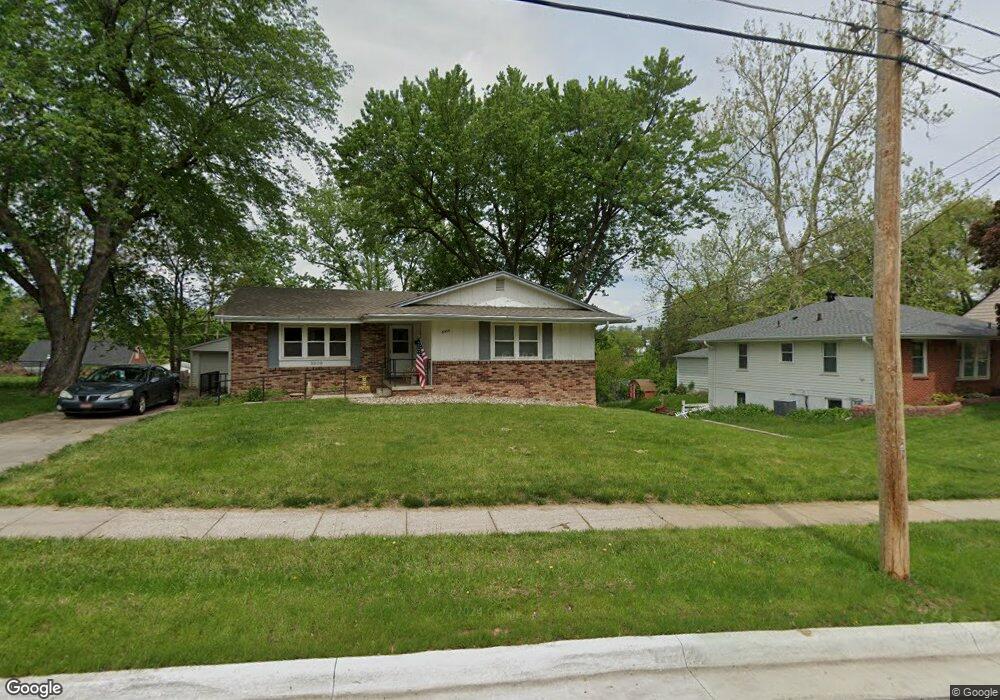 5909 Snyder Ave, Des Moines, IA 50322 - photo 1