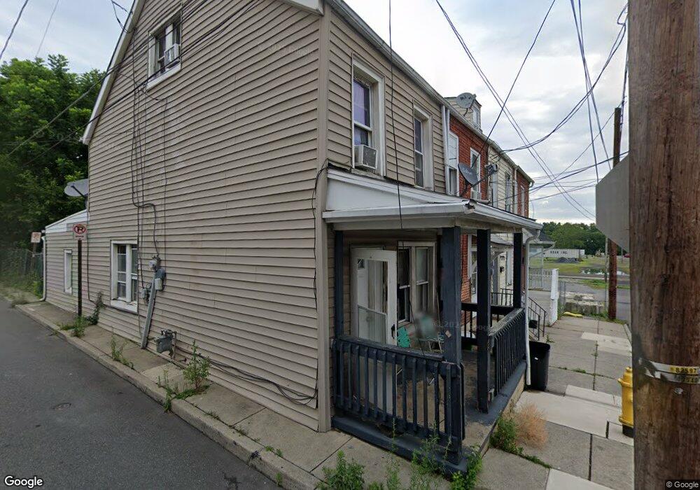 13 W Sycamore St, Allentown, PA 18102 - photo 1