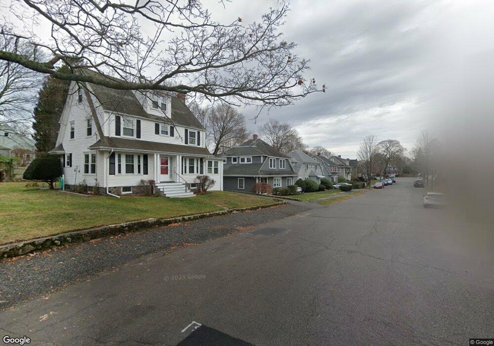 13 Pilgrim Rd, Marblehead, MA 01945 - photo 1