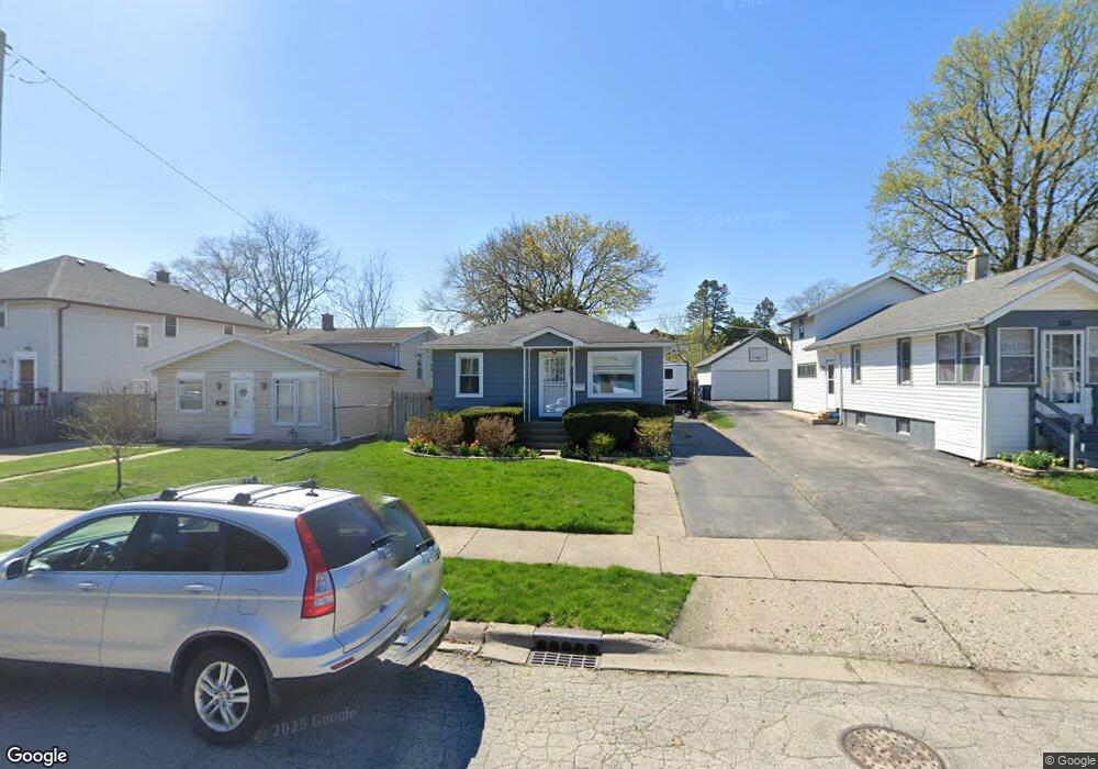 126 S Gretta Ave, Waukegan, IL 60085 - photo 1