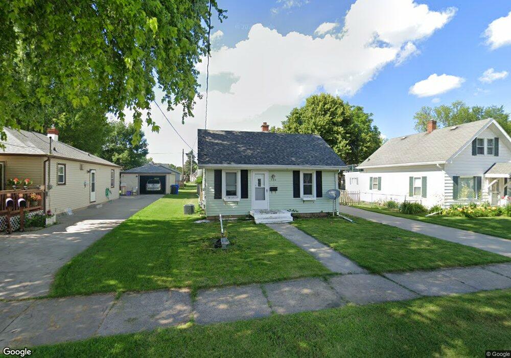 920 W Bell Ave, Appleton, WI 54914 - photo 1