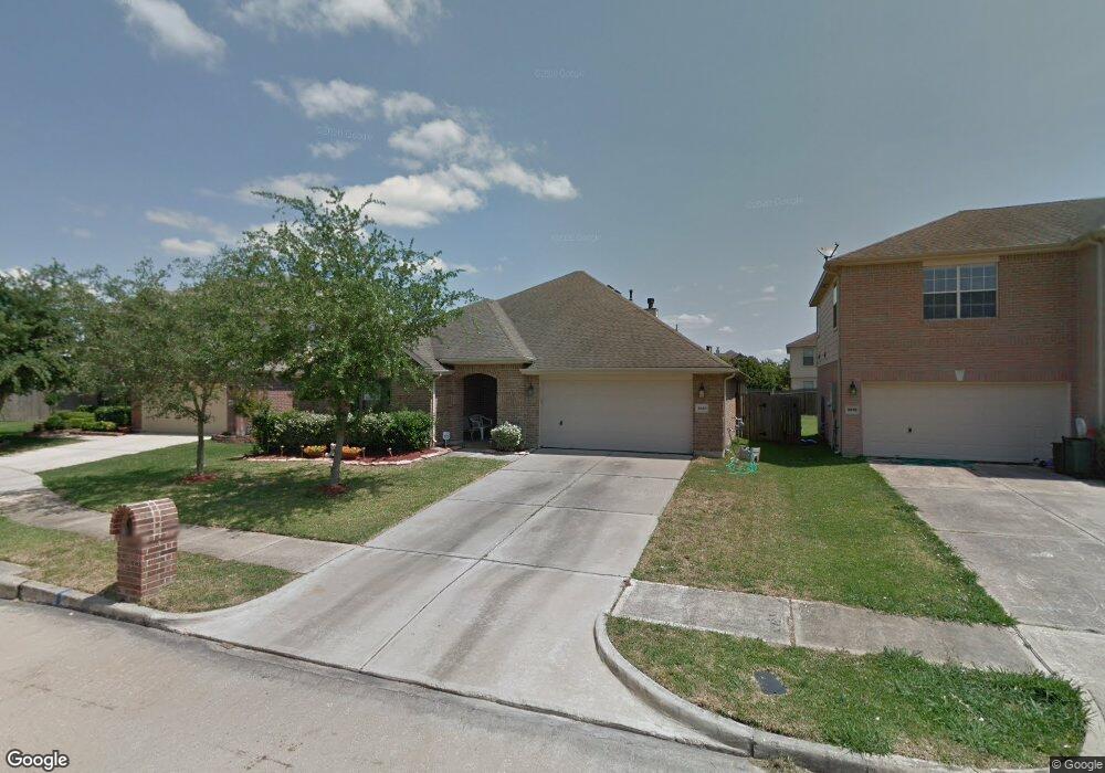 3834 Misty Falls Ln, Friendswood, TX 77546 - photo 1