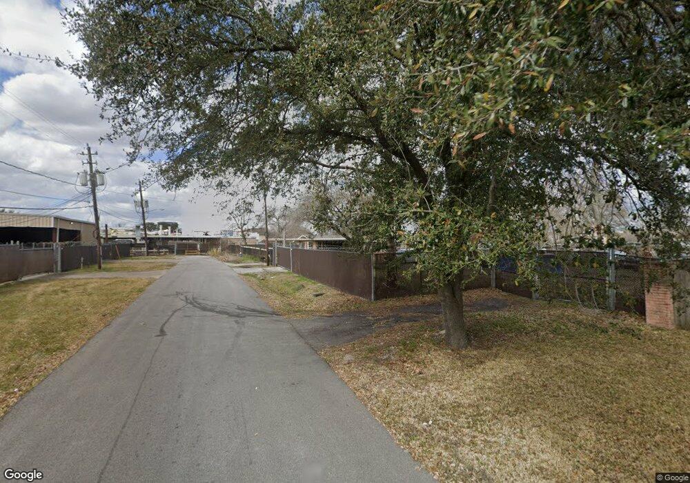 6303 Gammage St, Houston, TX 77087 - photo 1