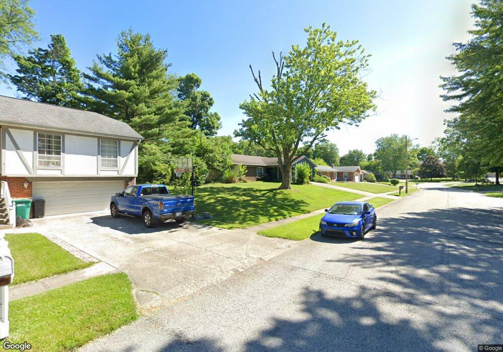 1214 Keller Dr, Plainfield, IN 46168 - photo 1