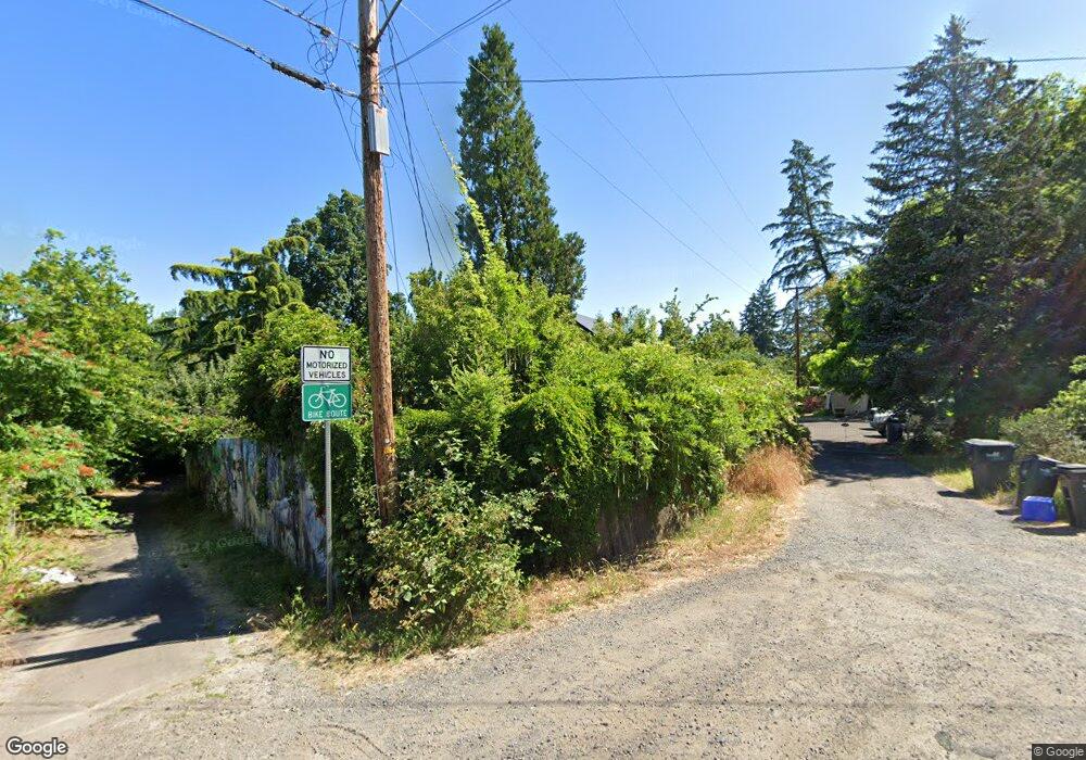 2305 E 15th Ave, Eugene, OR 97403 - photo 1