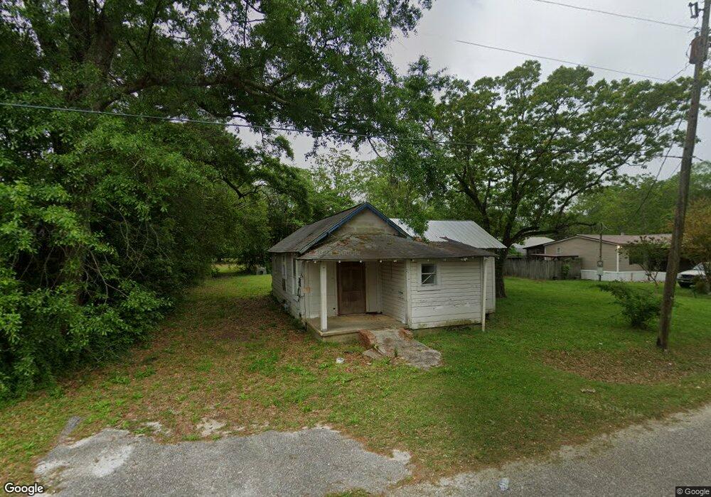 218 McGlasker St, Atmore, AL 36502 - photo 1