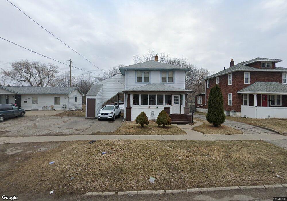 3829 Pengelly Rd, Flint, MI 48507 - photo 1