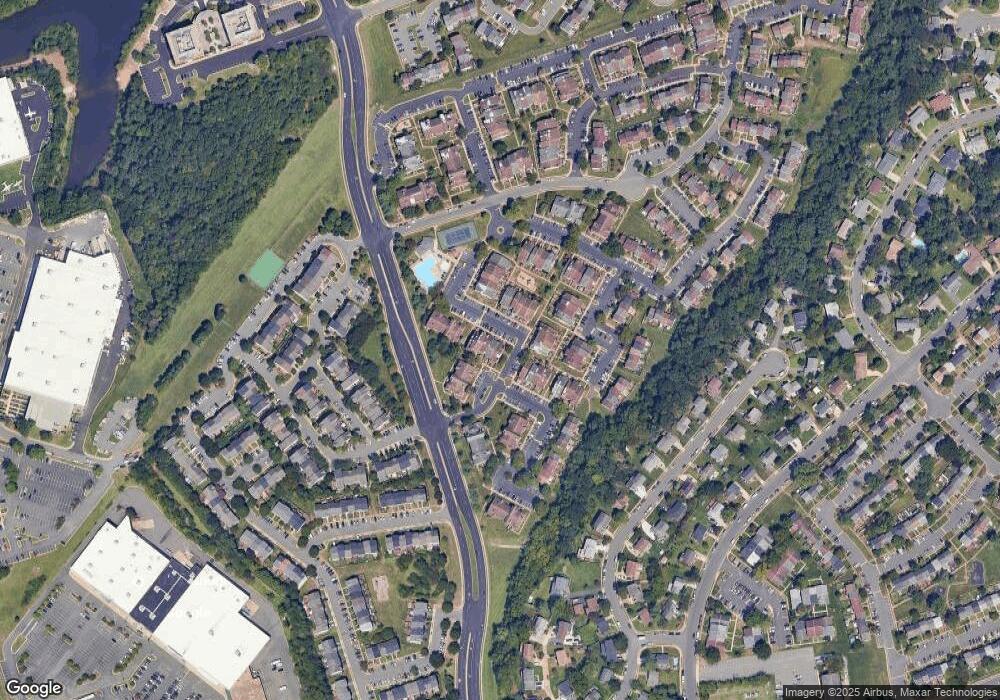 7532 Belle Grae Dr unit 7532, Manassas, VA 20109 - photo 1