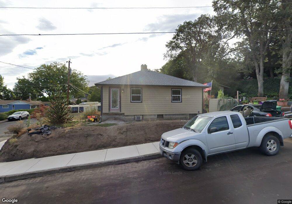 1300 E 16th St, the Dalles, OR 97058 - photo 1