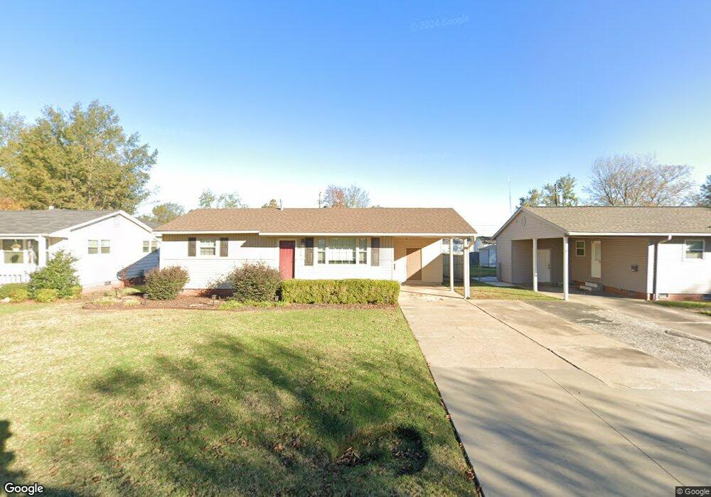 210 W Hastings St, Stuttgart, AR 72160 - photo 1