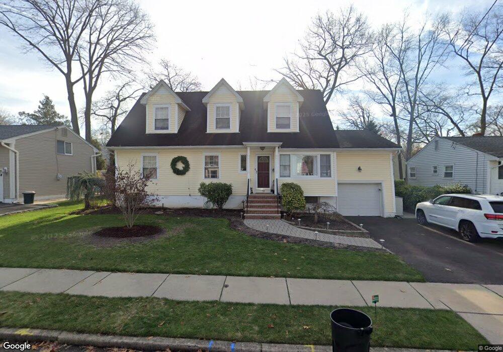 39 Sycamore Rd, Dumont, NJ 07628 - photo 1