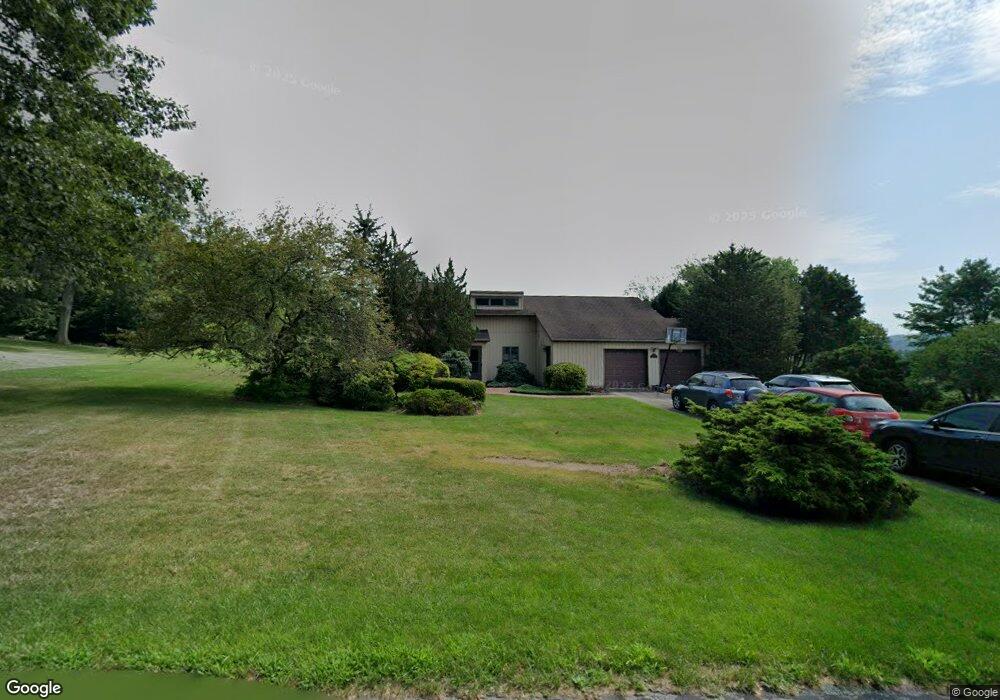 332 Knoll Dr, Lehighton, PA 18235 - photo 1