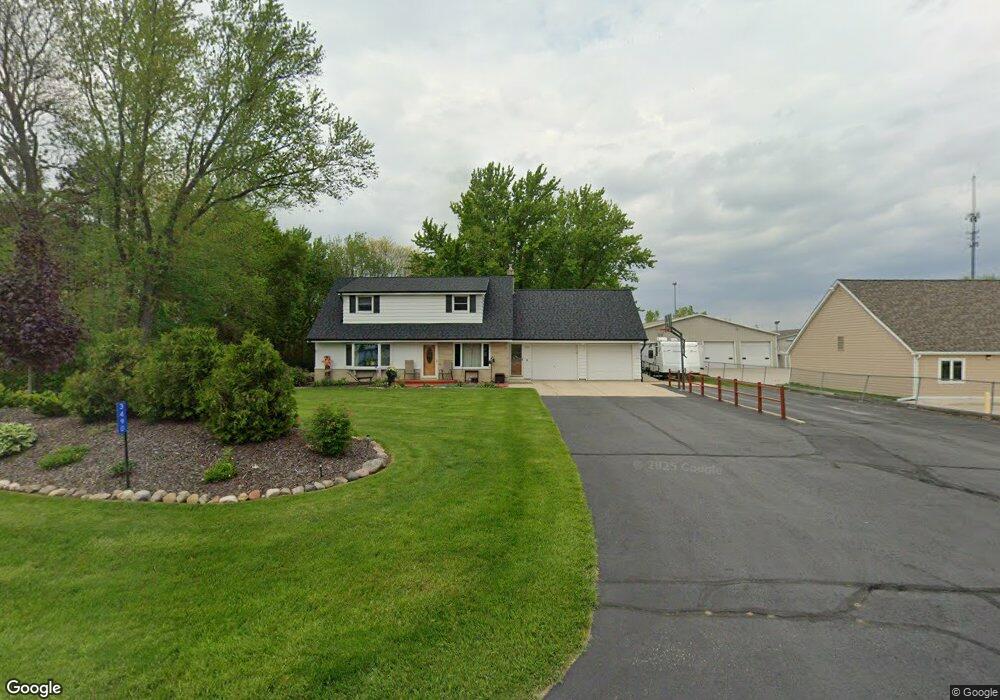 3490 Town Hall Rd, Kewaskum, WI 53040 - photo 1