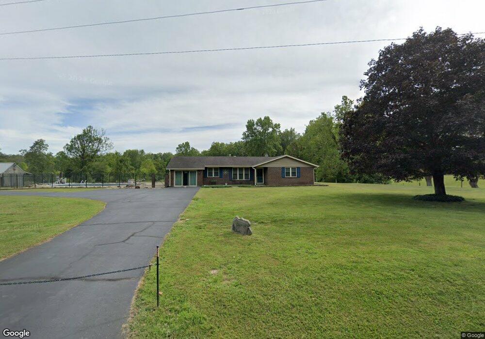 8391 W 930 S, Columbus, IN 47201 - photo 1